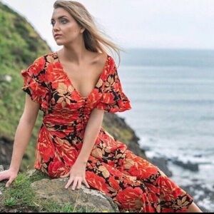 Abel the Label Vivid Dream Dress Womens M Red Black Floral Flutter Sleeve Maxi